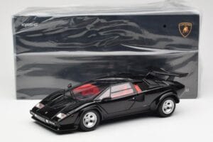 Lamborghini Countach LP 5000 Quattrovalvole Svart Kyosho 1:18 08320BK Metall — bild 8 av 8