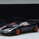 Lamborghini Countach LP500S Walter Wolf Mörkblå Kyosho 1:18 - image 11 of 11