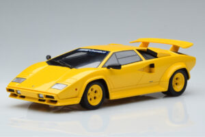 Lamborghini Countach Turbo Koenig Specials Gul GT Spirit 1:18 KJ010 Resin