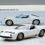 Lamborghini Miura SV Vit AUTOart 1:18 - image 8 of 8
