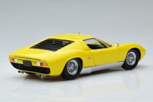Lamborghini Miura SV Gul Kyosho 1:18 08317Y Metall — bild 3 av 11