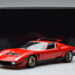 Lamborghini Miura SVR Röd Kyosho 1:18 - image 9 of 9