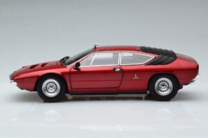 Lamborghini Urraco P250 Röd Kyosho 1:18 08446R Metall — bild 5 av 10