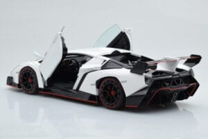 Lamborghini Veneno Vit AUTOart 1:18 74507 Metall — bild 3 av 8
