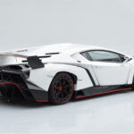 Lamborghini Veneno Vit AUTOart 1:18 - image 4 of 8