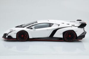 Lamborghini Veneno Vit AUTOart 1:18 74507 Metall — bild 5 av 8