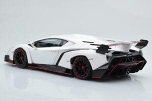Lamborghini Veneno Vit AUTOart 1:18 74507 Metall — bild 7 av 8