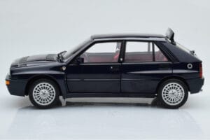 Lancia Delta HF Integrale Club Italia Blå Kyosho 1:18 08343SC Metall — bild 5 av 8