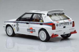 Lancia Delta HF Integrale Evoluzione Test Car Kyosho 1:18 08348G Metall — bild 6 av 9