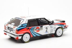 Lancia Delta Integrale 16V #2 M. Biasion / T. Siviero Rally Safari 1990 IXO 1:18 18RMC139A Metall — bild 2 av 6