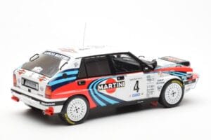 Lancia Delta Integrale 16V #4 A. Fiorio Rally Safari 1990 IXO 1:18 18RMC139B Metall — bild 2 av 6