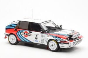 Lancia Delta Integrale 16V #4 A. Fiorio Rally Safari 1990 IXO 1:18 18RMC139B Metall — bild 4 av 6