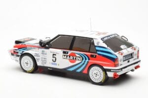 Lancia Delta Integrale 16V #5 J. Kankkunen / J. Piironen Rally Safari 1990 IXO 1:18 18RMC139C Metall — bild 5 av 6