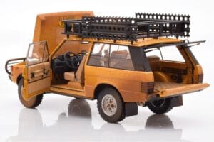 Land Rover Defender 90 Camel Trophy Sumatra 1981 Almost Real 1:18 810107 Metall — bild 5 av 8