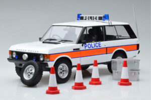 Land Rover Range Rover Polis Almost Real 1:18