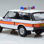 Land Rover Range Rover Polis Almost Real 1:18 - image 6 of 9