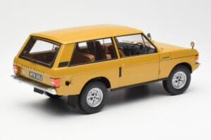 Land Rover Range Rover Classic Gul Almost Real 1:18 ALM810103 Metall — bild 3 av 8