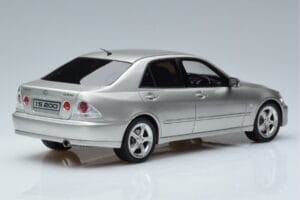 Lexus IS200 XE10 Silver Otto 1:18 OT991 Resin — bild 2 av 6