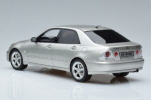 Lexus IS200 XE10 Silver Otto 1:18 OT991 Resin — bild 5 av 6
