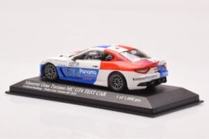 Maserati GranTurismo MC GT4 #6 Goldstein / Sumberg Trofeo GranTurismo 2010 Minichamps 1:43 400101206 Metall — bild 3 av 4