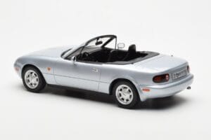 Mazda MX-5 NA Silver Norev 1:18 188023 Metall — bild 6 av 7