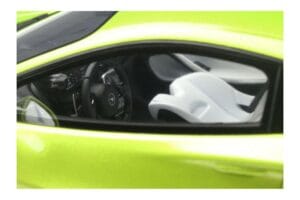 McLaren Artura GT Spirit 1:18 GT400 Resin — bild 10 av 11