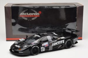 McLaren F1 GTR Loctite #27 T. Bäscher / R. Capello / E. Pirro 24 Hours of Le Mans 1998 UT Models 1:18 39821 Metall — bild 6 av 6