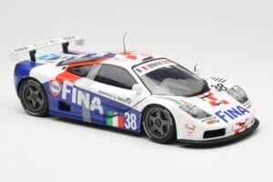 McLaren F1 GTR #38 M. Duez / M. Soper / E. Lafitte Team Bigazzi 24 Hours of Le Mans 1996 UT Models 1:18 80439421484 Metall — bild 4 av 6