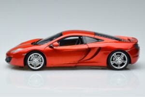 McLaren MP4-12C Med Stig Top Gear Figur Minichamps 1:18 519101330 Metall — bild 4 av 7