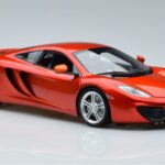 McLaren MP4-12C Med Stig Top Gear Figur Minichamps 1:18 519101330 Metall - image 5 of 7