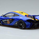 McLaren P1 GTR Blå Med Gula Ränder AUTOart 1:18 - image 6 of 7