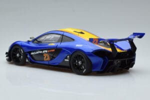 McLaren P1 GTR Blå Med Gula Ränder AUTOart 1:18 81542 Komposit — bild 6 av 7