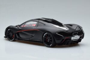 McLaren P1 Matt Svart AUTOart 1:18 76027 Metall — bild 6 av 9