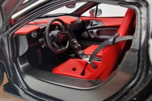 McLaren P1 Matt Svart AUTOart 1:18 76027 Metall — bild 8 av 9