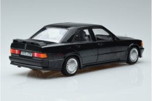 Mercedes 190 E 2.3-16 Cosworth W201 Norev 1:18 183830 Metall — bild 3 av 7