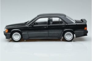 Mercedes 190 E 2.3-16 Cosworth W201 Norev 1:18 183830 Metall — bild 4 av 7