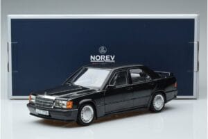 Mercedes 190 E 2.3-16 Cosworth W201 Norev 1:18 183830 Metall — bild 7 av 7