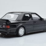 Mercedes 190E W201 2.5-16 Evo I Svart Otto 1:18 - image 2 of 6