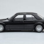 Mercedes 190E W201 2.5-16 Evo I Svart Otto 1:18 - image 3 of 6