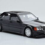 Mercedes 190E W201 2.5-16 Evo I Svart Otto 1:18 - image 4 of 6