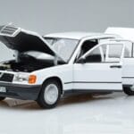 Mercedes 190 E W201 Vit Norev 1:18 183820 Metall - image 2 of 7