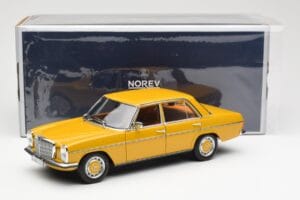 Mercedes 200/8 W115 Sahara Gul Norev 1:18 183771 Metall — bild 8 av 8