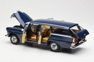 Mercedes 200 Universal W115 Blå Norev 1:18 183599 Metall — bild 5 av 8