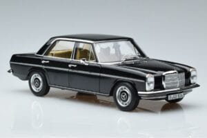Mercedes 200 W115 Begränsad Upplaga Norev 1:18 183775 Metall — bild 6 av 8