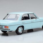 Mercedes 200 W115 Norev 1:18 183777 Metall - image 3 of 7