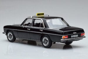 Mercedes 200 W115 Taxi Norev 1:18 183776 Metall — bild 6 av 7