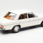 Mercedes 200 W115 Vit Norev 1:18 183770 - image 3 of 8
