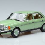 Mercedes 200 W123 Grön Norev 1:18 183796 Metall