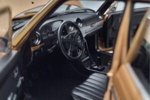 Mercedes 200T S123 AMG Package Beige Norev 1:18 183739 Metall — bild 8 av 9