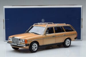 Mercedes 200T S123 AMG Package Beige Norev 1:18 183739 Metall — bild 9 av 9